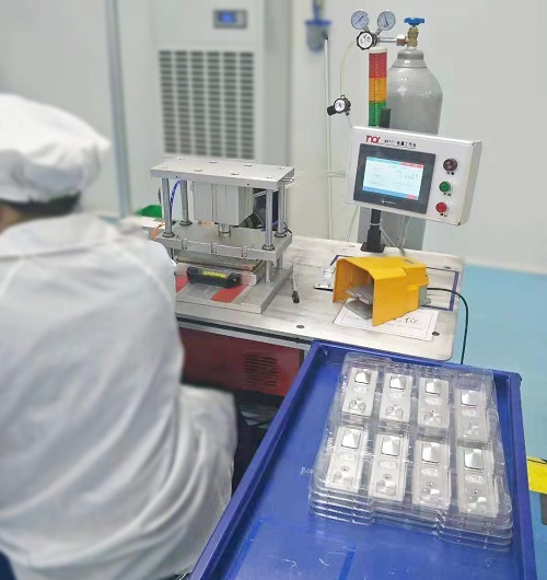 Leak Detection of New Energy Battery Cover Plates 2