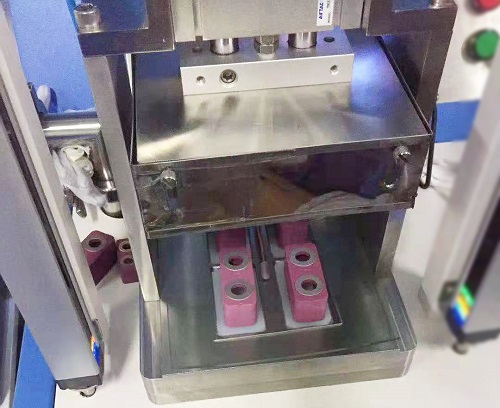 Helium Detection System for Ceramic Membrane Encapsulation 2